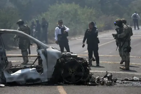 México: 27 muertos en ataques del CJNG tras operativo donde murió su líder