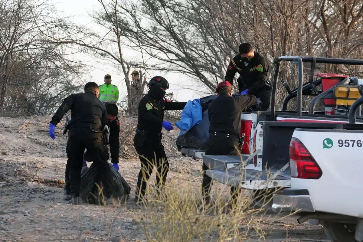 Ica: Forenses identifican a las trece víctimas del accidente aéreo en Nasca